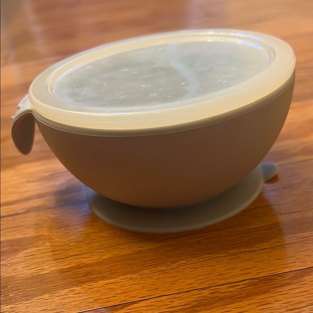 Bumkins Gray Suction Bowl with Lid